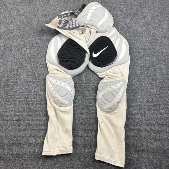 NIKE PRO Men’s Hyperstrong Compression Full Length Padded Football Pants Small - Picture 1 of 11